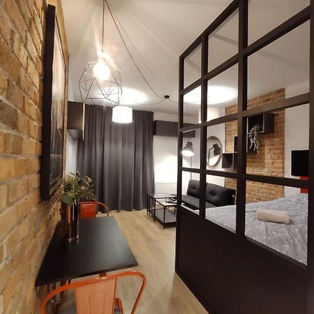 Red Wall Apartment In The Old Town Gdańsk Extérieur photo