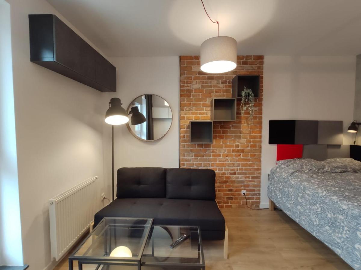 Red Wall Apartment In The Old Town Gdańsk Extérieur photo